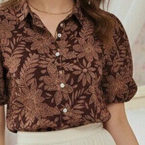 Chenault* Brown & Tan Floral and Leaf Pattern *Short Puffy Sleeves* Size: XL